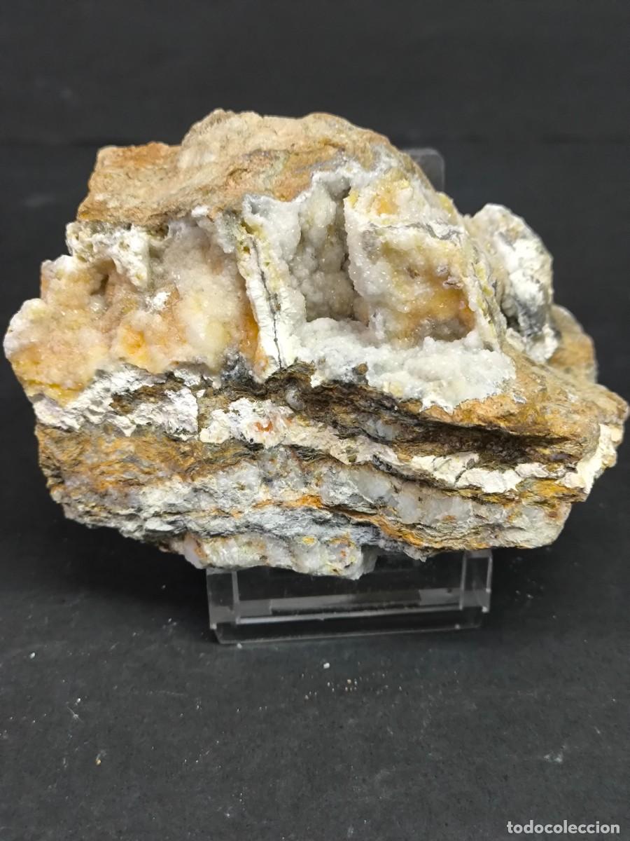 Coleccionismo de minerales: ARAGONITO + HUNTITA- MINERAL. Barcelona