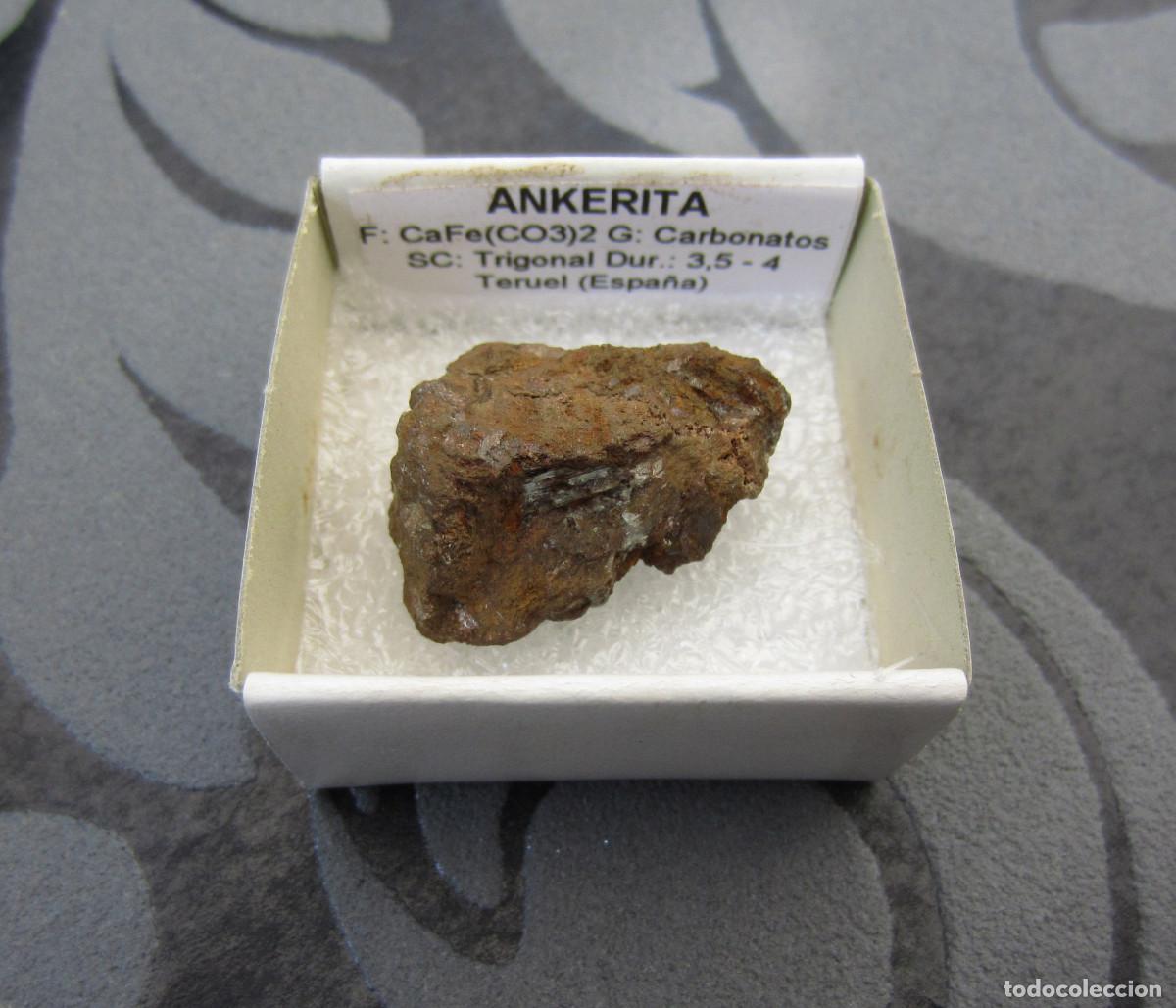 Coleccionismo de minerales: MINERAL ANKERITA MINERALES EN CAJA 4X4 CM