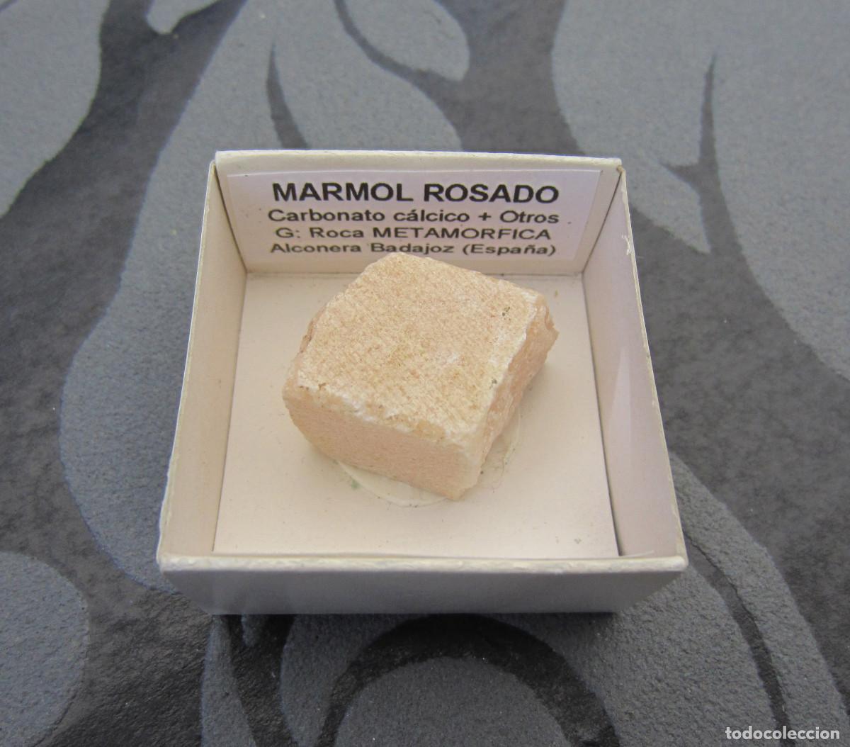 Coleccionismo de minerales: MINERAL ROCAS MARMOL MINERALES EN CAJA 4X4 CM