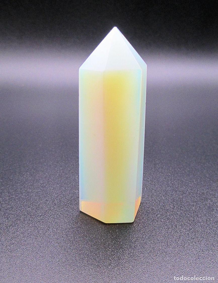 Coleccionismo de minerales: Punta de Opalita - Piedra artificial - 6,70 cm de alto x 2 cm de ancho