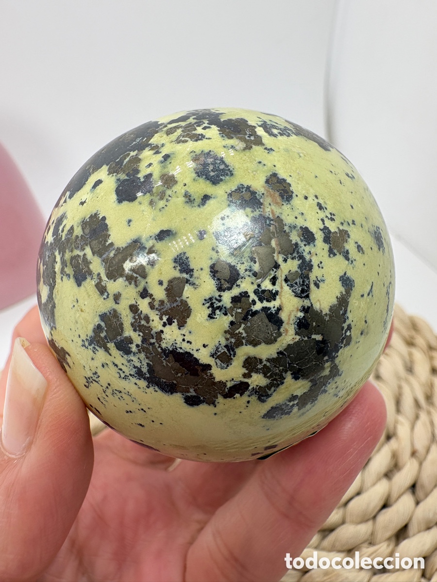 Coleccionismo de minerales: Esfera de serpentina de Per&uacute;