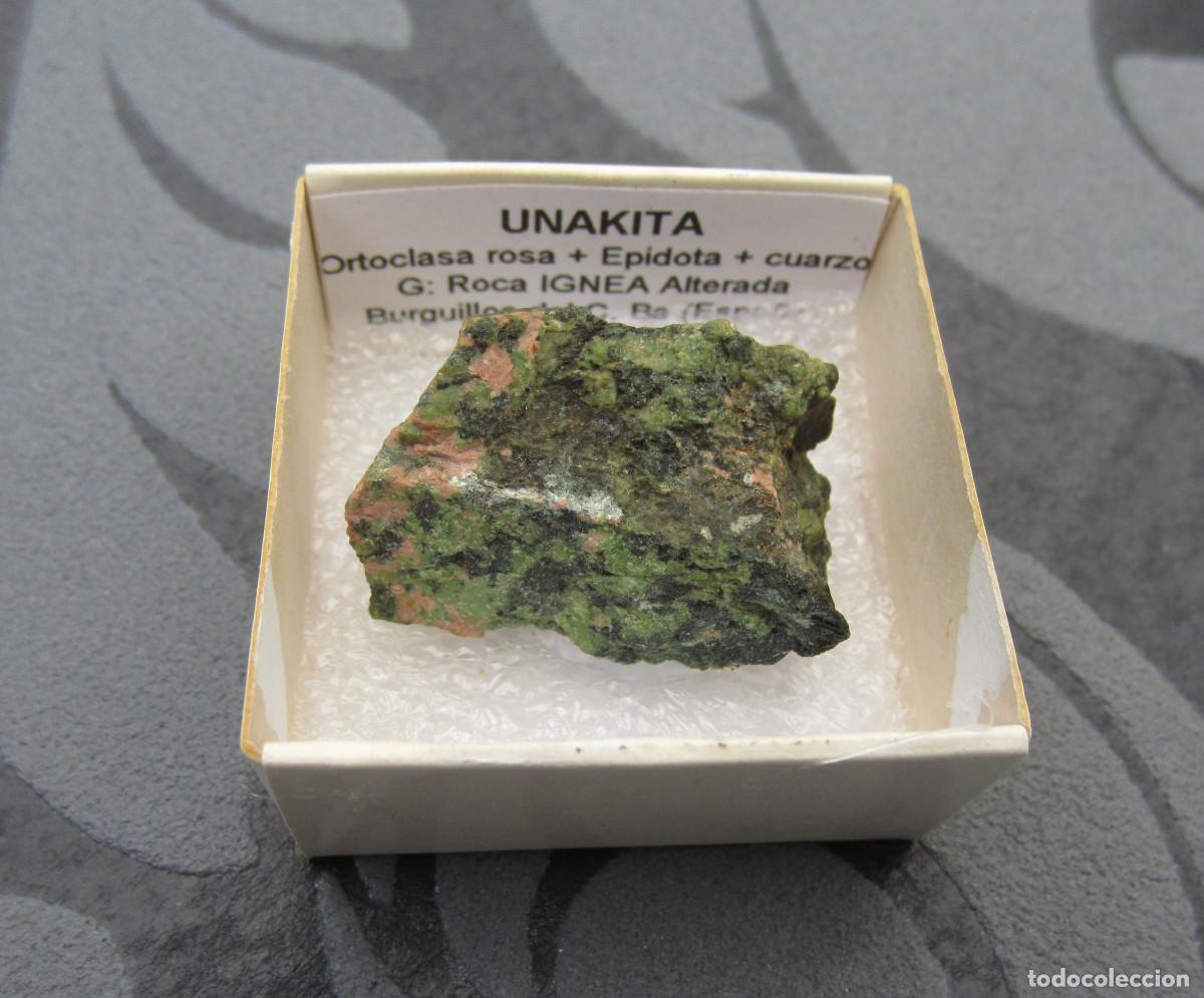 Coleccionismo de minerales: MINERAL ROCAS UNAKITA MINERALES EN CAJA 4X4 CM