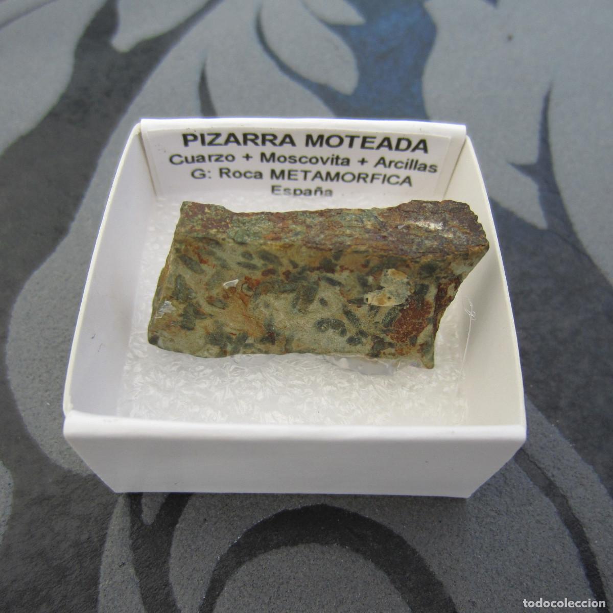 Coleccionismo de minerales: MINERAL ROCAS PIZARRA MOTEADA MINERALES EN CAJA 4X4 CM