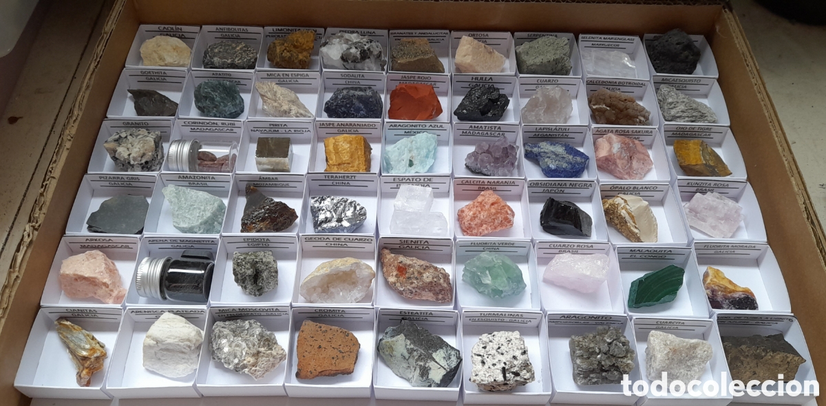 Coleccionismo de minerales: Colecci&oacute;n de 54 minerales en cajitas 4&times;4 cm.