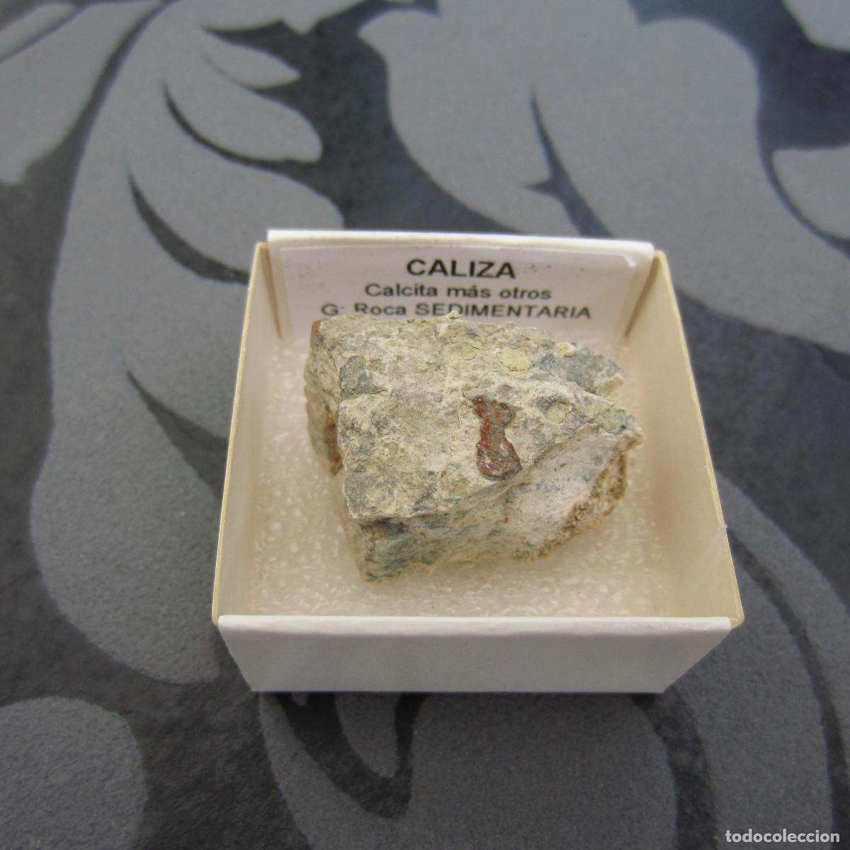 Mineral collecting: MINERAL ROCAS CALIZA MINERALES EN CAJA 4X4 CM