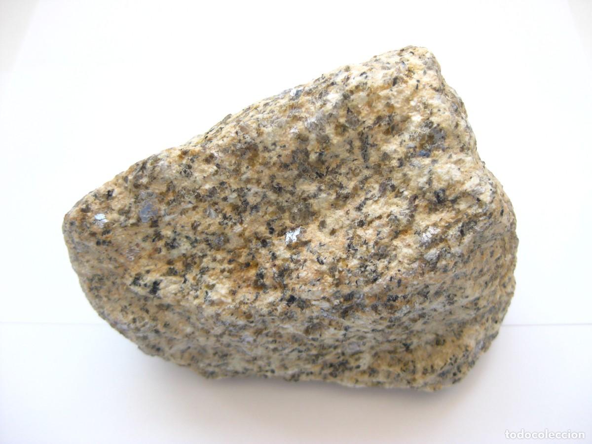 Coleccionismo de minerales: ROCA GRANITO DE DOS MICAS
