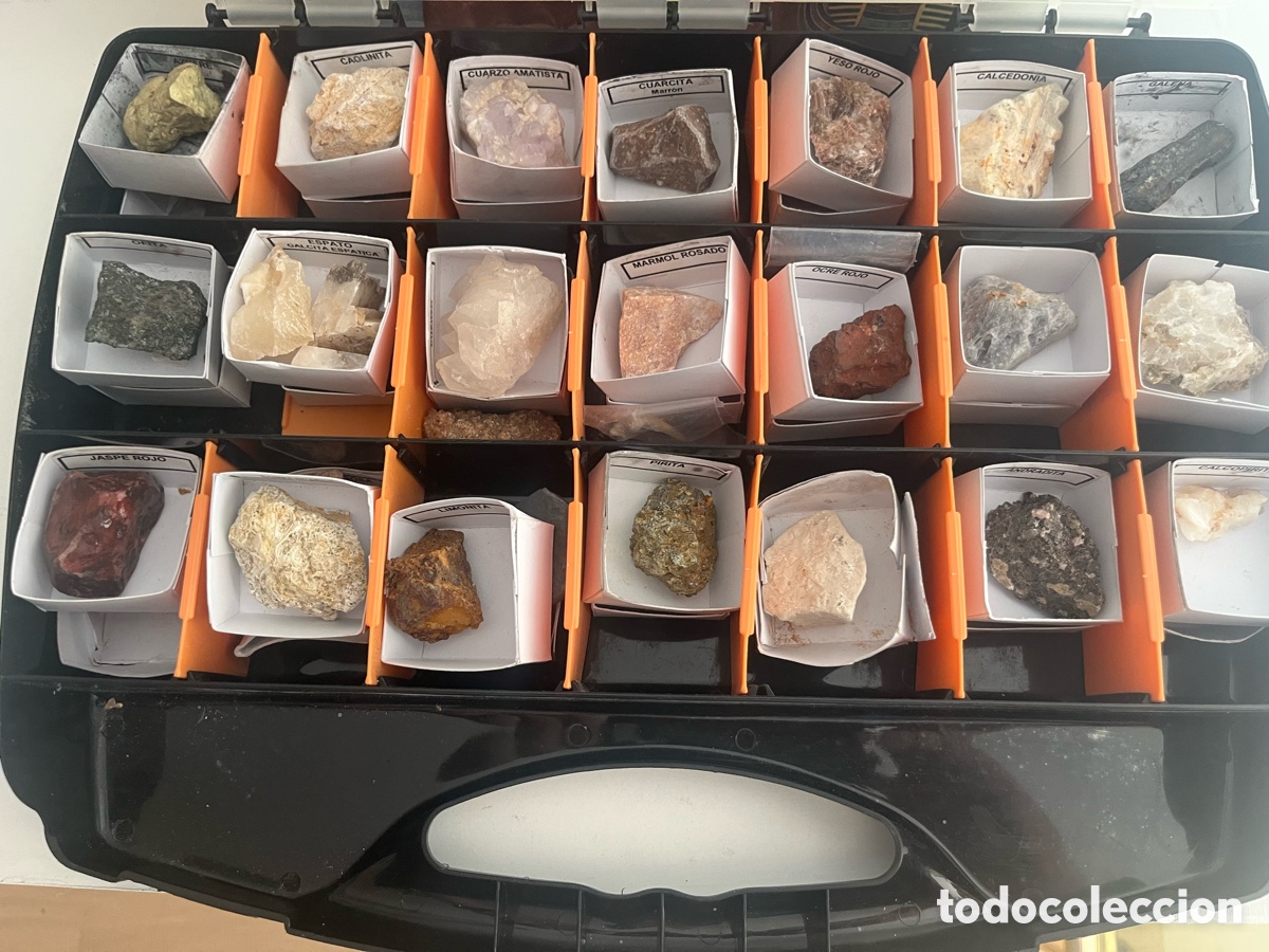 Coleccionismo de minerales: Colecci&oacute;n de 42 minerales con libro - Foto 2