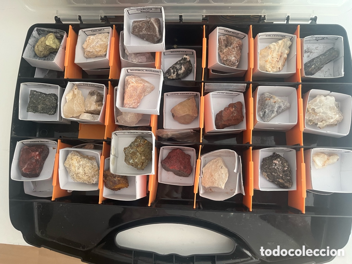 Coleccionismo de minerales: Colecci&oacute;n de 42 minerales con libro - Foto 3