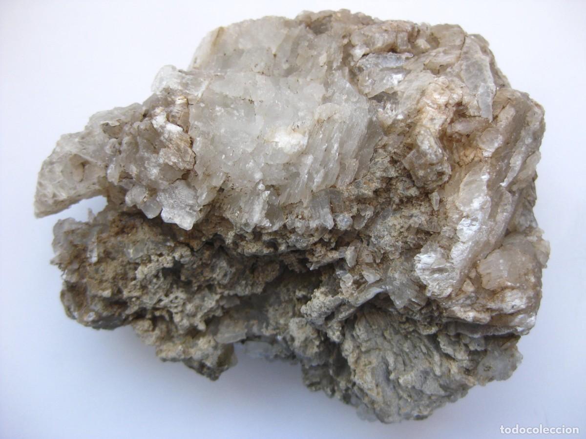 Coleccionismo de minerales: ROCA MARGA YESIFERA (YESO ESPEJUELO)