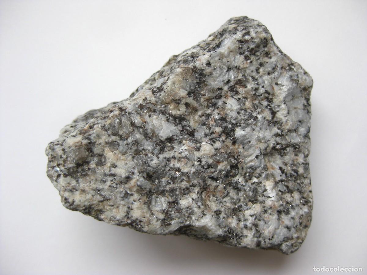 Coleccionismo de minerales: ROCA GRANODIORITA (PORTUGAL)
