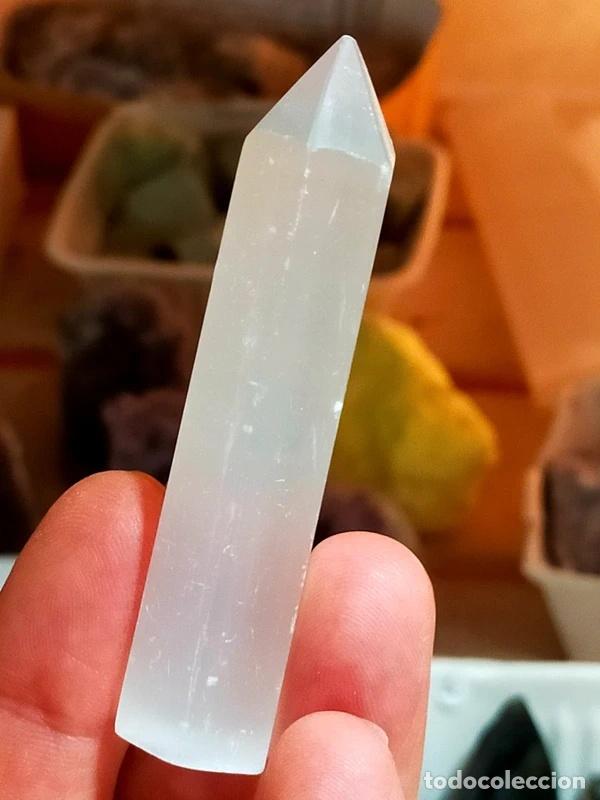 Coleccionismo de minerales: Punta in Selenite Sericolite del Marocco verticale cm 8