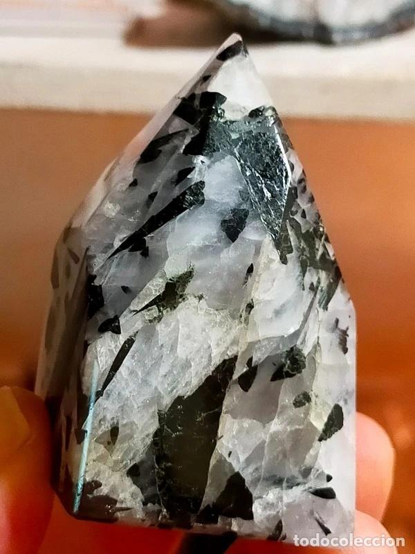 Coleccionismo de minerales: Punta in Quarzo Tormalinato