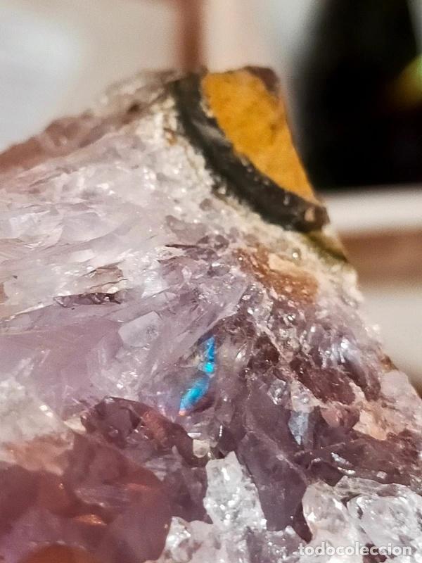 Coleccionismo de minerales: Drusa di Ametista con arcobaleno