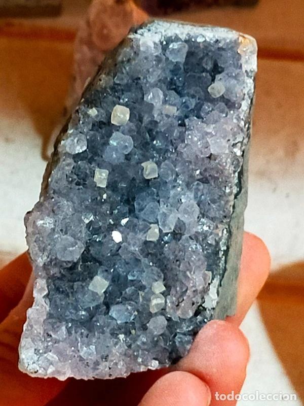 Coleccionismo de minerales: Drusetta di Ametista con micro cubi di Calcite bianca