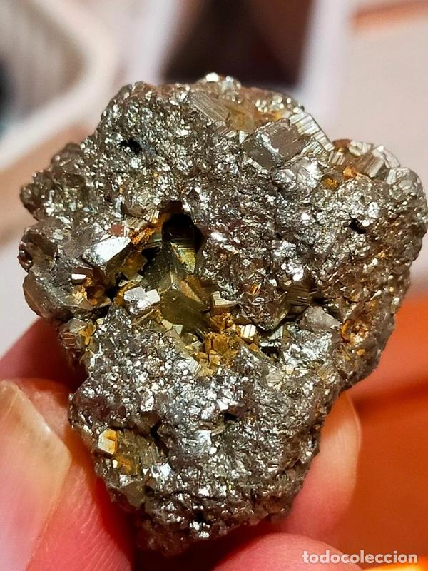 Coleccionismo de minerales: Drusetta di Pirite del Per&ugrave; peso 49 grammi cristalli naturali