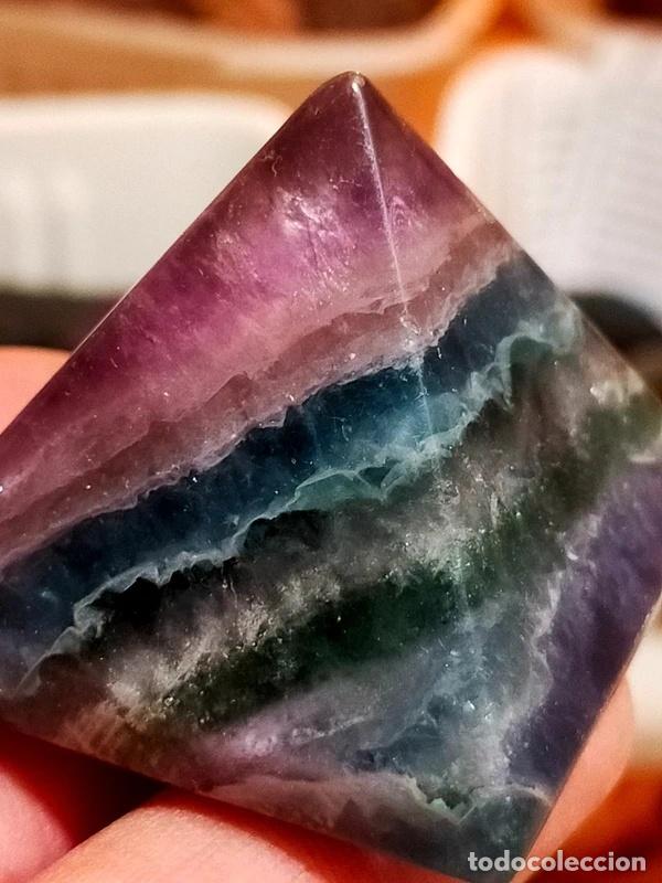 Coleccionismo de minerales: Piramide in Fluorite policroma