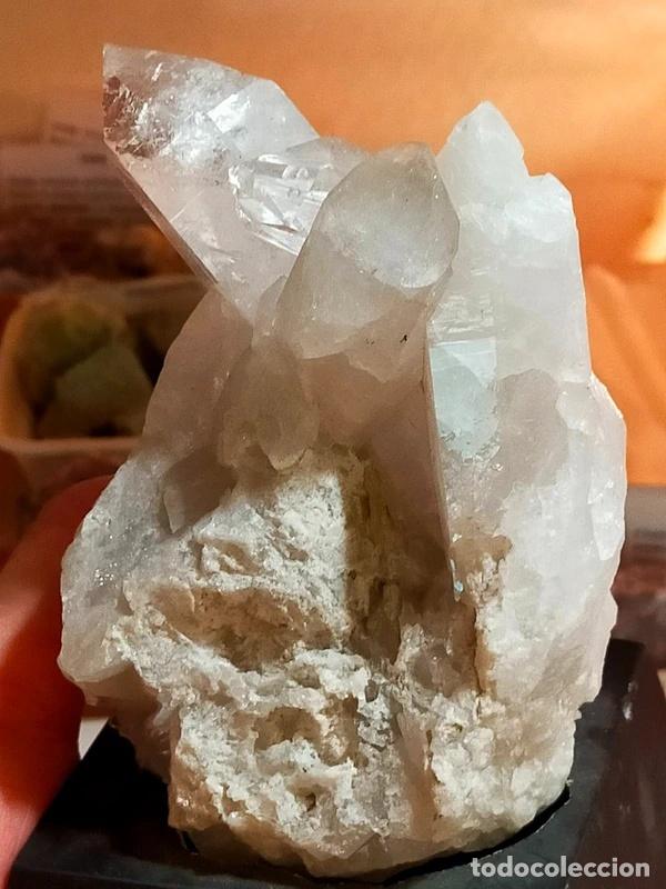 Coleccionismo de minerales: Drusa in Quarzo Ialino con base in legno