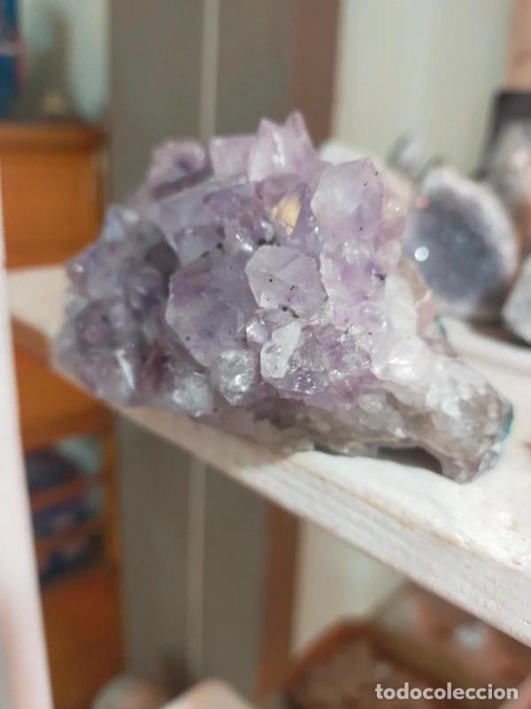 Coleccionismo de minerales: Drusa in Ametista Rutilata (appoggio di lato)