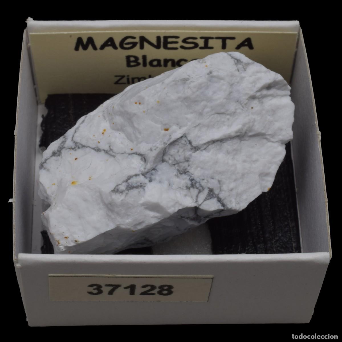 Collectionnisme de min&eacute;raux: MAGNESITA Blanca (Zimbabwe) #37128