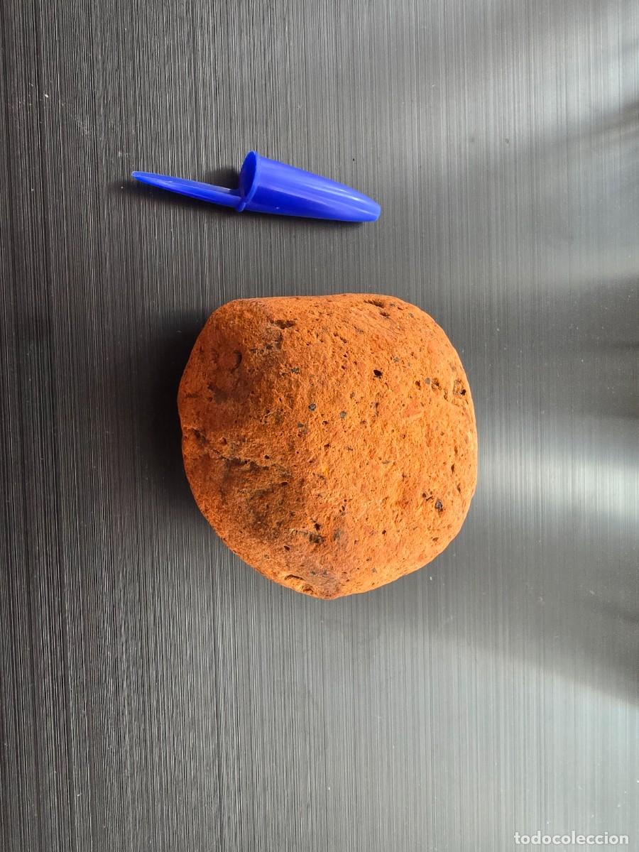 Coleccionismo de minerales: ladrillo macizo erosionado mar canto rodado maritimo piedra pulida mareas cantabrico mineral
