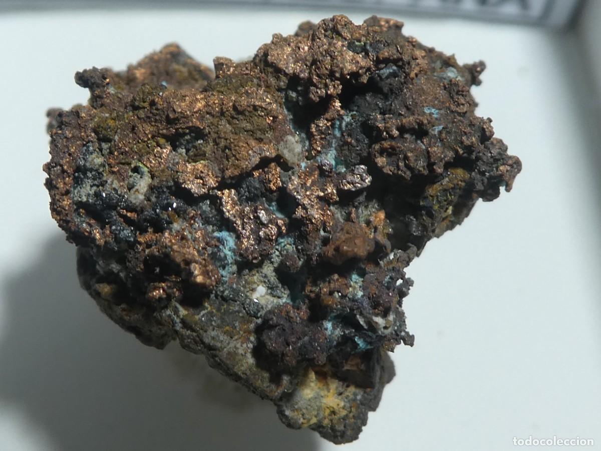 Collectionnisme de min&eacute;raux: (180) COBRE NATIVO, MINAS DEL HORCAJO, CIUDAD REAL.