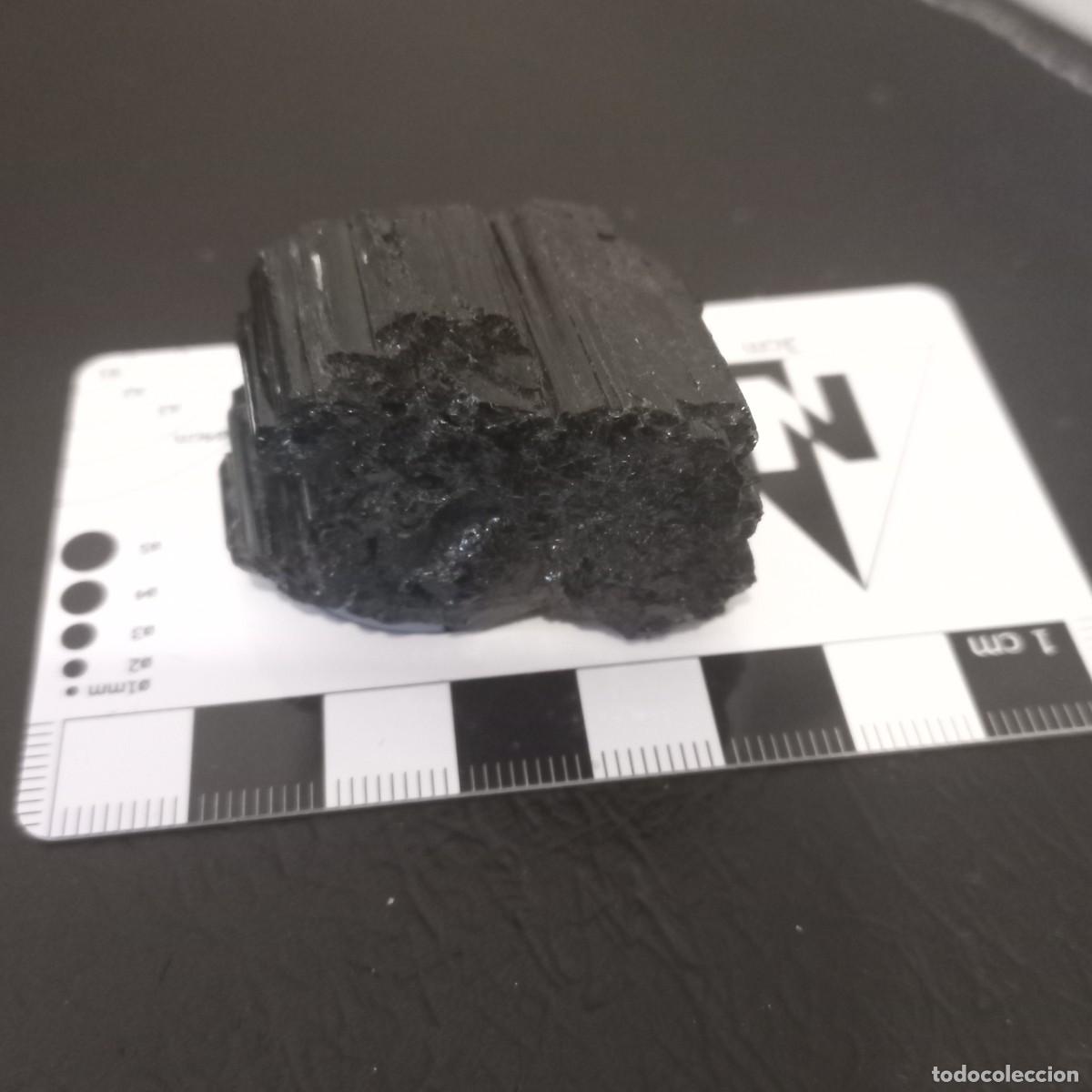 Coleccionismo de minerales: Turmalina en caja 4x4. Brasil