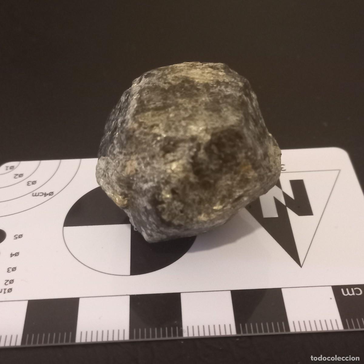 Coleccionismo de minerales: Granate, A Coru&ntilde;a. Galicia