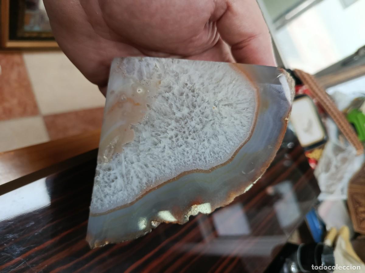 Coleccionismo de minerales: Preciosa geoda &aacute;gata natural