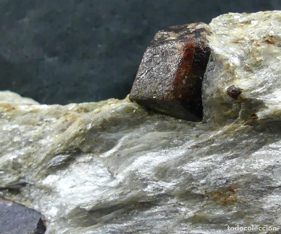 Coleccionismo de minerales: Almandino, Lubrin, Almer&iacute;a