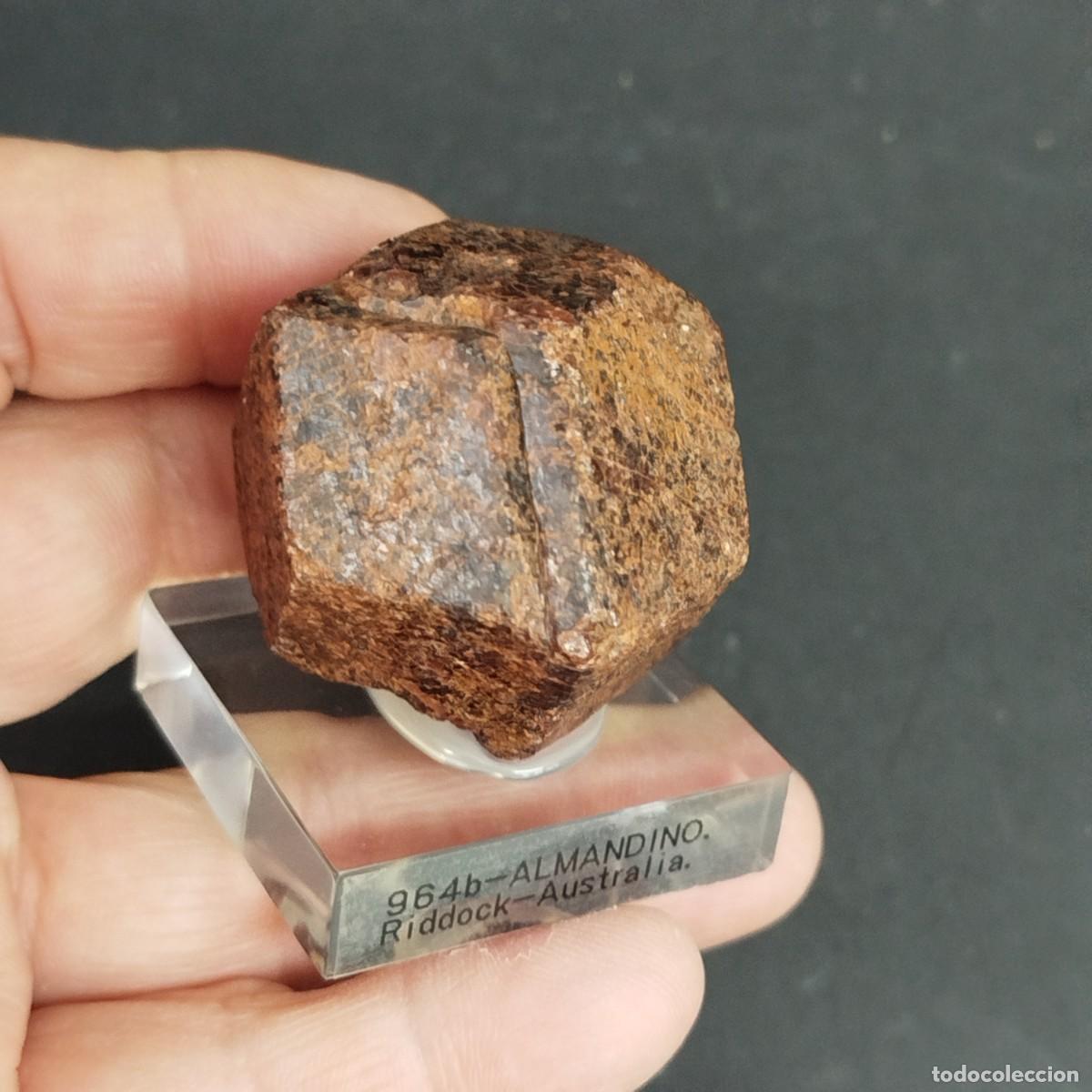 Coleccionismo de minerales: GRANATE ALMANDINO - MINERAL