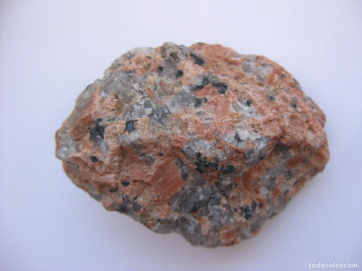 Coleccionismo de minerales: ROCA GRANITO ROSA (ORTOSA)