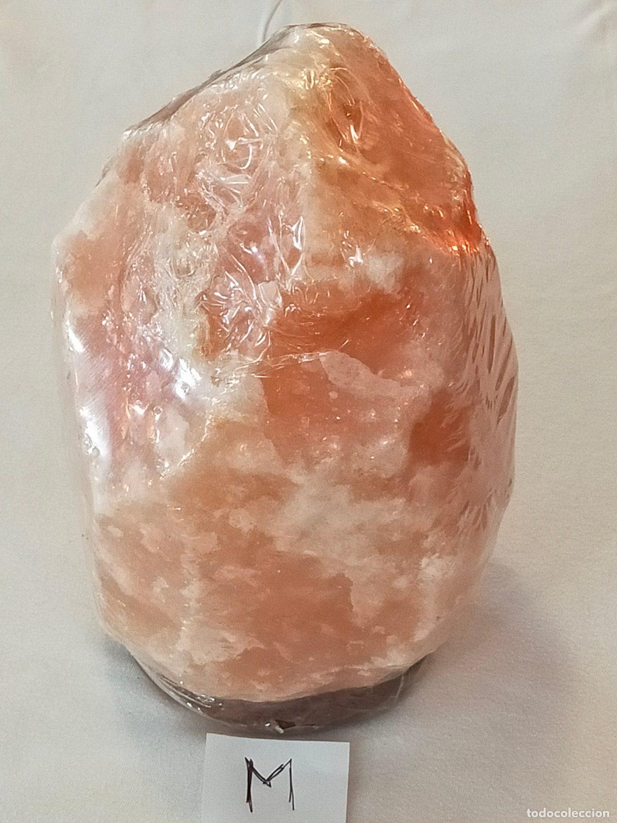 Coleccionismo de minerales: Lampada di Sale Rosa &rdquo;M&rdquo; dell'Himalaya Naturale con Luce Calda