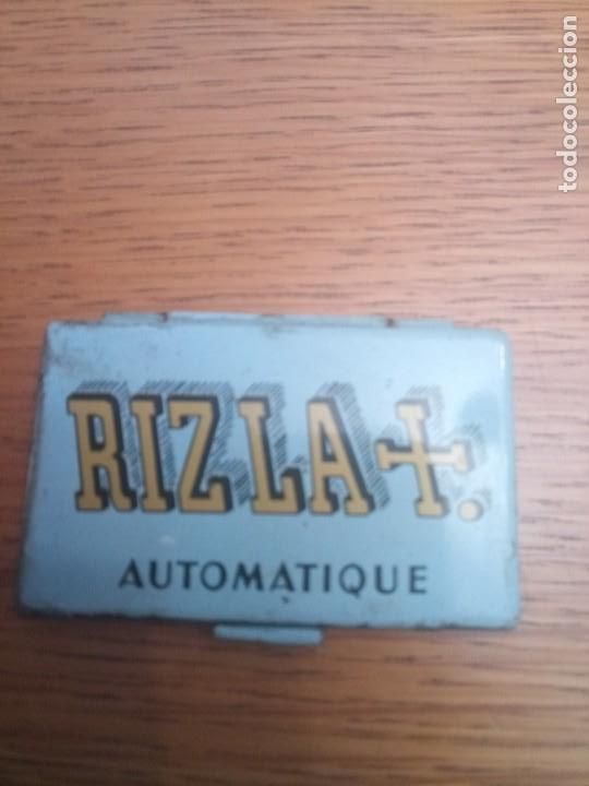 Papel de fumar: Caja y papel de fumar rizla - Foto 1