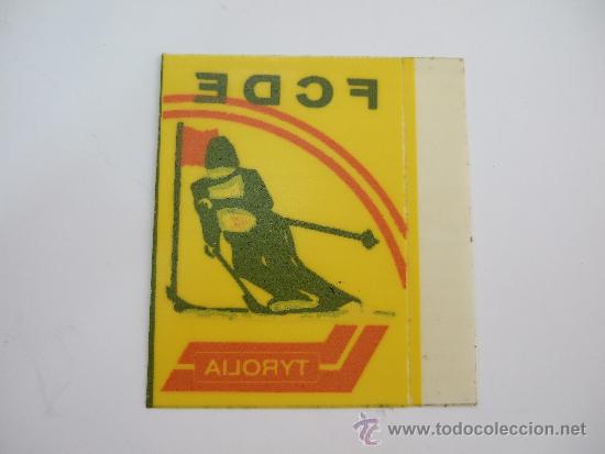 Pegatinas de colecci&oacute;n: PEGATINA PARA CRISTAL - FEDERACION DE ESQUI - TYROLIA FCDE - 3,5X5