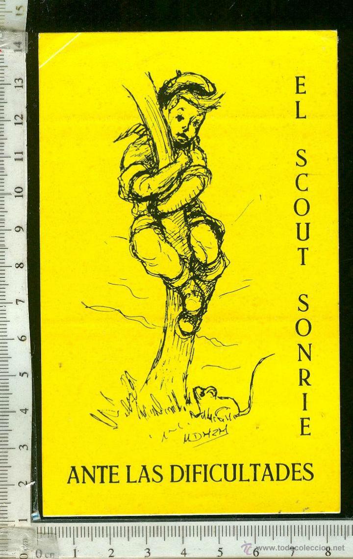 Collection stickers: PEGATINA  EL SCOUT SONRIE ANTE LAS DIFICULTADES, CON SU PROTECTOR TRASERO