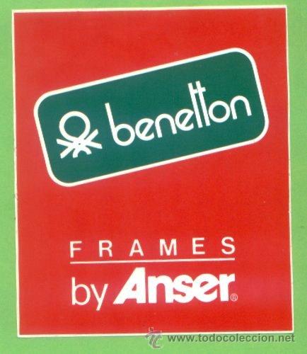 Sammlung von Aufklebern: PEGATINA ADHESIVO BENETTON MARCA ROPA. APROX. 10 X 12 CM. A&Ntilde;OS 80.