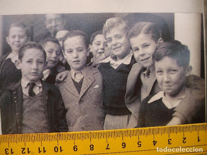 Collection stickers: PEGATINA - 1948 EL PRINCIPE JUAN CARLOS DE BORBON LLEGA A ESPA&Ntilde;A