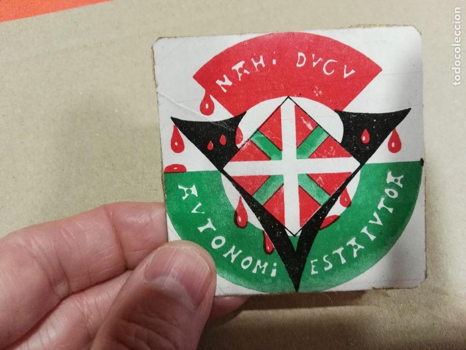 Pegatinas de colecci&oacute;n: Pegatina. en euskera  queremos  el  estatuto  autonomia