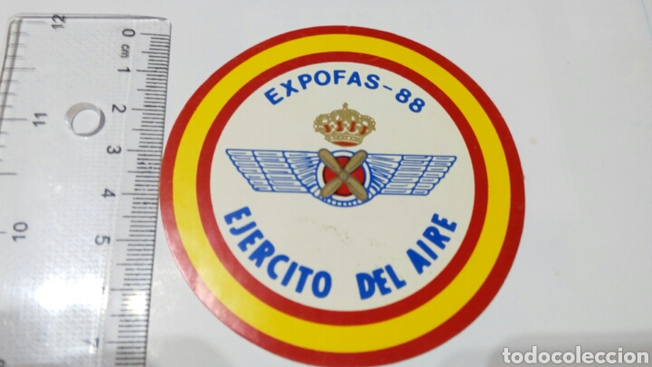 Pegatinas de colecci&oacute;n: Pegatina publicitaria redonda del ej&eacute;rcito aire. Expofas 88. Sin pegar