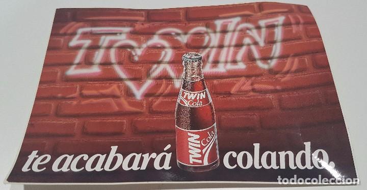 Pegatinas de colecci&oacute;n: ANTIGUA PEGATINA BEBIDA TWIN COLA TE ACABARA COLANDO