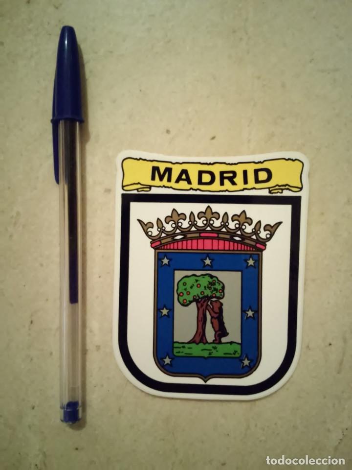 Pegatinas de colecci&oacute;n: ANTIGUA PEGATINA ORIGINAL - MADRID - ALBUM - ESCUDO - Her&aacute;ldica
