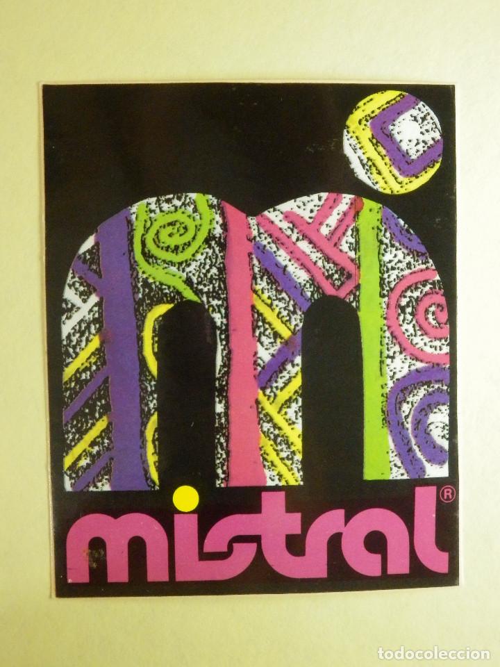 Pegatina - adhesivo - sticker - mistral - ropa - Vendido en Venta Directa -  100214679