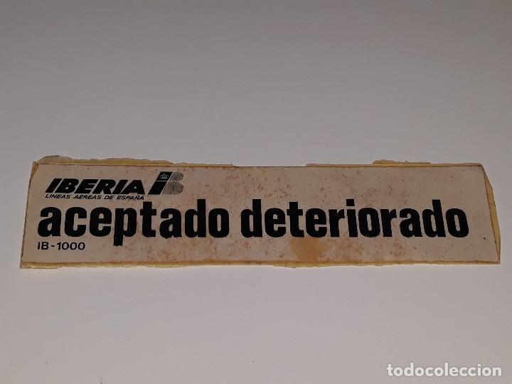 Pegatinas de colecci&oacute;n: ANTIGUA PEGATINA DE IBERIA IB-1000 PARA MALETAS ACEPTADO DETERIORADO LINEAS AEREAS DE ESPA&Ntilde;A A&Ntilde;OS 80