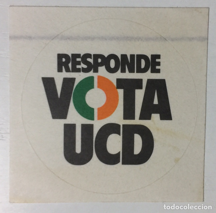 Adesivi di collezione: Pegatina Pol&iacute;tica Responde Vota UCD - A&ntilde;os 70