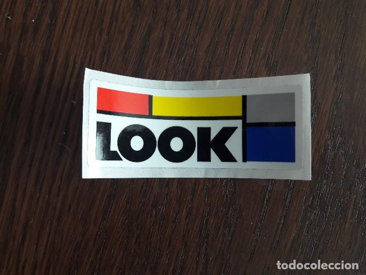Collection stickers: pegatina de publicidad Look