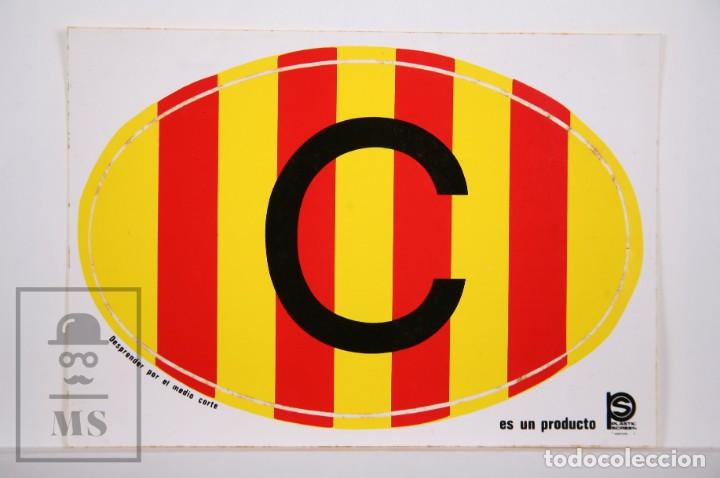 Pegatinas de colecci&oacute;n: Adhesivo / Pegatina - Distintivo para Veh&iacute;culo. C / Catalu&ntilde;a - Plastic Screen - Med. 17,5 x 11,5 cm