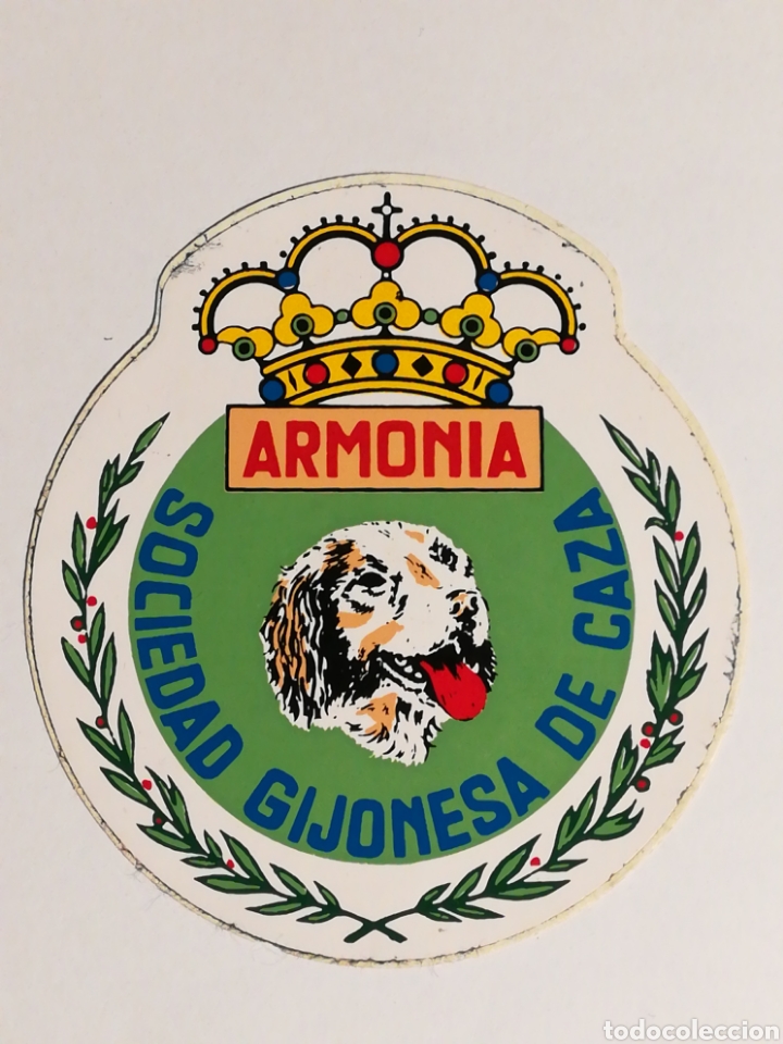 Adesivi di collezione: Pegatina sociedad Gijonesa de Caza Armon&iacute;a. Tama&ntilde;o 82x90mm