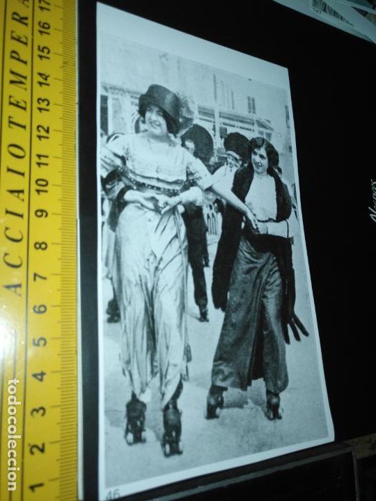 Sammlung von Aufklebern: PEGATINA CROMO ADHESIVO REF: 46 moda de paris llega a espa&ntilde;a la falda pantalon, parece falda pero no