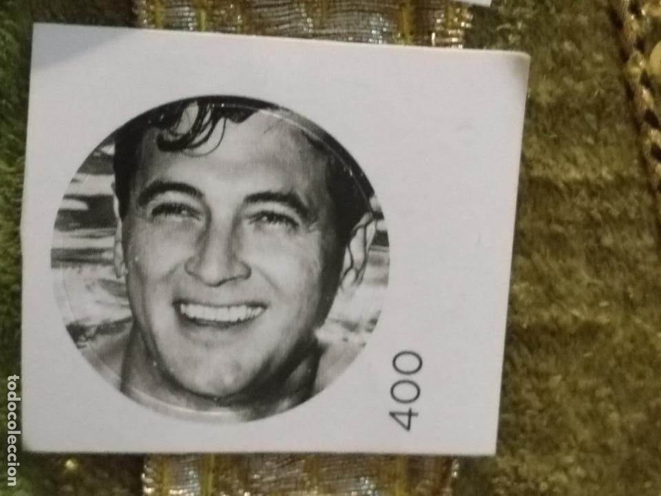 Sammlung von Aufklebern: PEGATINA CROMO ADHESIVO redondo troquelado 2,6 cm - rock hudson de joven