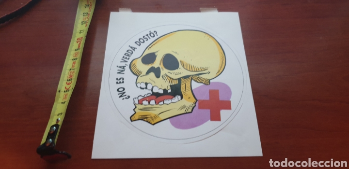 Sammlung von Aufklebern: ESTAMOS LIQUIDANDO. Gran pegatina &iquest;no es na, verda dosto?